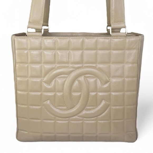 CHANEL CC Coco Bar Tote Bag - Picture 1 of 15